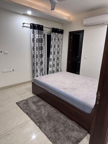 Room in 3 BHK Builder Floor at Sushant Lok 3, Sector 57 – for Rent