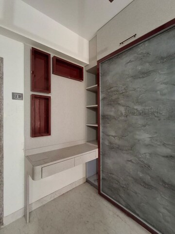 Room in 2 BHK Apartment at New Mhada Colony Powai, Powai – for Rent