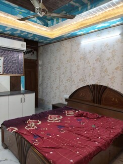 1 BHK Independent House For Rent in RWA Apartments Sector 71