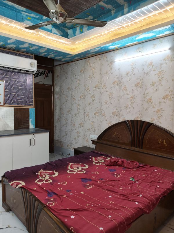 1 BHK Independent House For Rent in RWA Apartments Sector 71