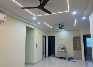 Room in 3 BHK Apartment at Aparna Zenon, Puppalaguda – for Rent