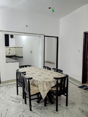 Living Room in 3 BHK Builder Floor at Sector 16 – for Rent