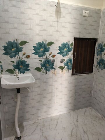 Bathroom in 1 RK Builder Floor at RWA Apartments Sector 70, Sector 70 – for Rent