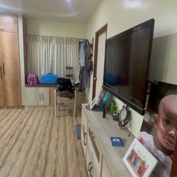 Team Area in 6 BHK Independent House at Tadepalli – for Sale