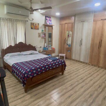 Bedroom in 6 BHK Independent House at Tadepalli – for Sale