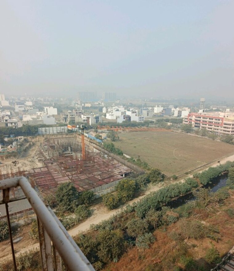 Balcony, wave-dream-homes 1 Bedroom 578 Sq.Ft. Apartment In Wave City Ghaziabad 10085204