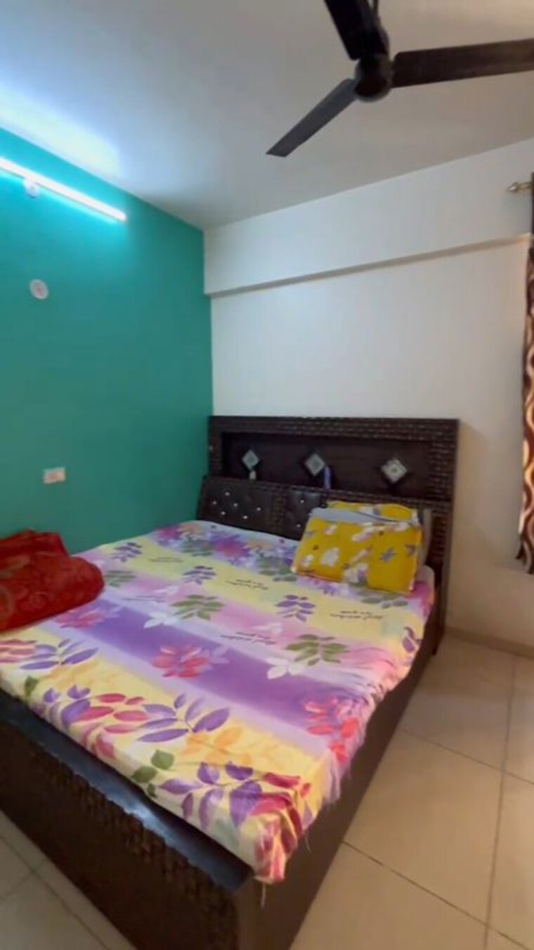 Bedroom, wave-dream-homes 2 Bedroom 808 Sq.Ft. Apartment In Wave City Ghaziabad 10085211