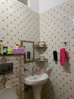 3 BHK 1000 Sq.Ft. Builder Floor in Guru Nanak Enclave