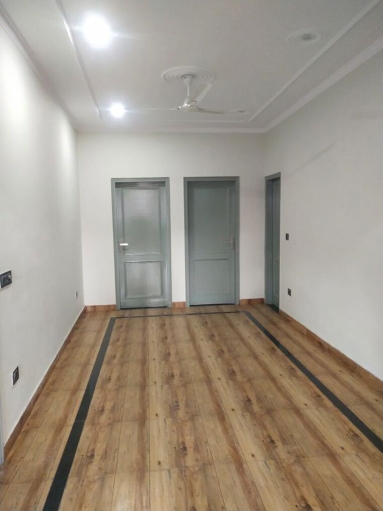 Room, sector 55 2 Bedroom 1180 Sq.Ft. Independent House In Sector 55 Noida 10085315