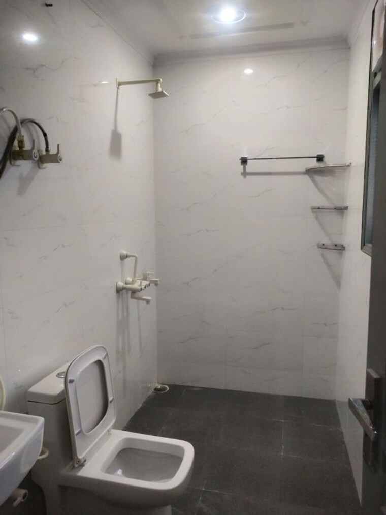 Bathroom, sector 55 2 Bedroom 1180 Sq.Ft. Independent House In Sector 55 Noida 10085315