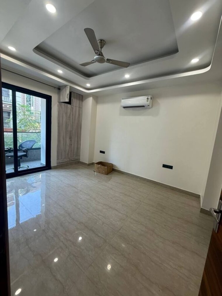 Room, smart-world-orchard 3 Bedroom 1680 Sq.Ft. Apartment In Sector 61 Gurgaon 10085325