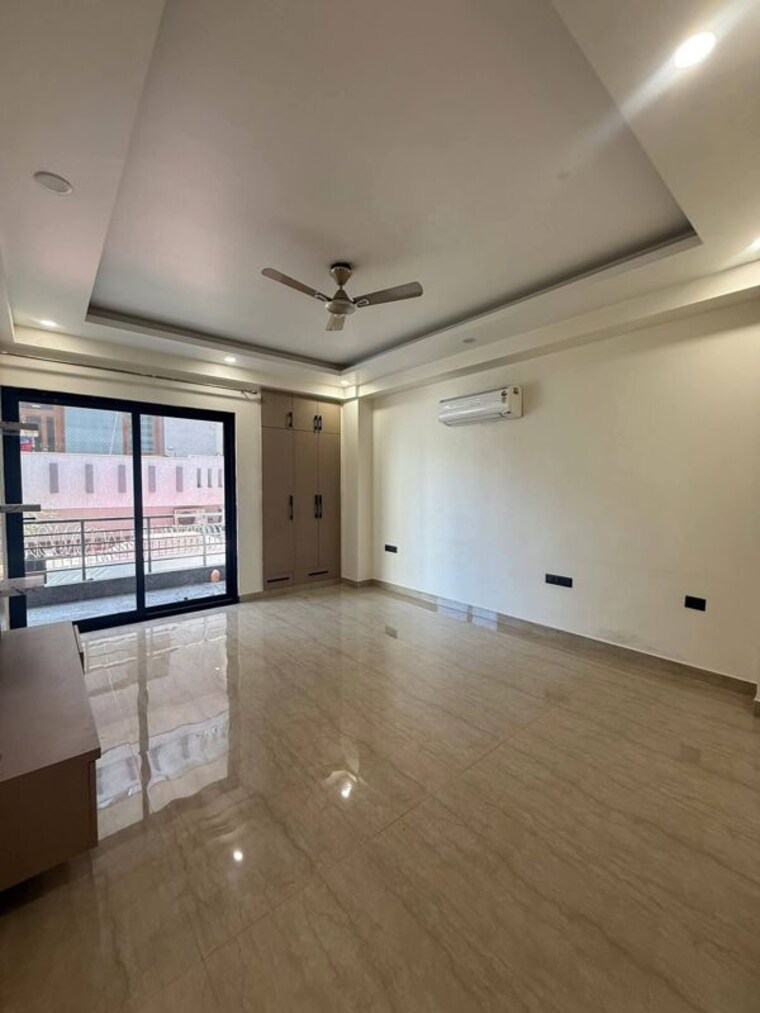 Room, smart-world-orchard 3 Bedroom 1680 Sq.Ft. Apartment In Sector 61 Gurgaon 10085325