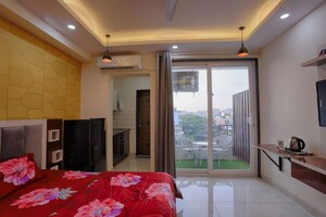 Bedroom in Studio Builder Floor at Sector 45 – for Rent