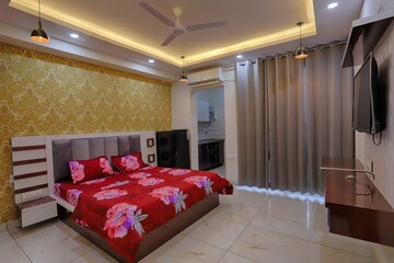 Bedroom in Studio Builder Floor at Sector 45 – for Rent