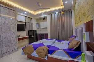 Bedroom in Studio Builder Floor at Sector 45 – for Rent