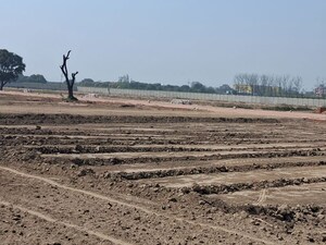  Plot For Sale in Modipuram