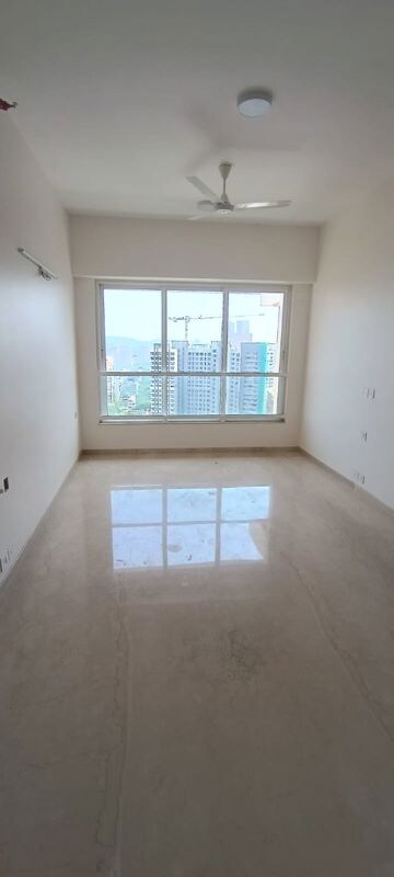 Room in  Apartment at Goregaon West View CHS, Goregaon West – for Rent