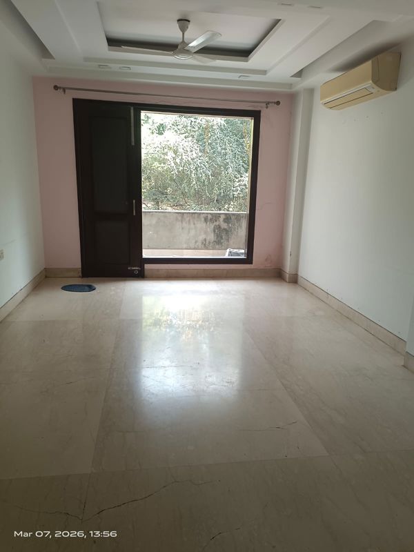 3 BHK + Pooja Room,Servant Room Builder Floor For Rent in Sarvodaya Enclave