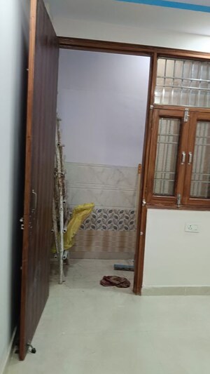 Room in 1 BHK Builder Floor at Bhopura – for Sale