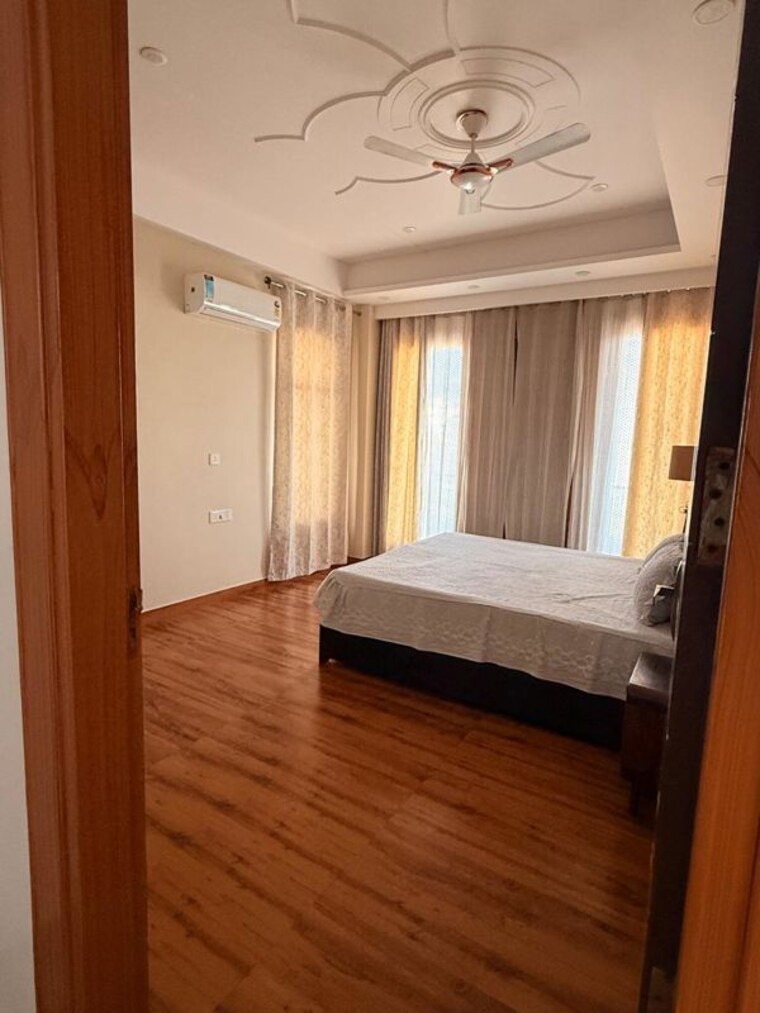 Bedroom, rbc-ii 3 Bedroom 2150 Sq.Ft. Builder Floor In Sushant Lok I Gurgaon 10085725