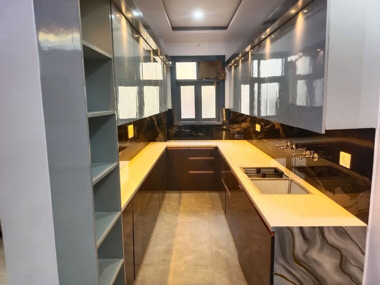 Kitchen, baba colony 3 Bedroom 1035 Sq.Ft. Builder Floor In Baba Colony Delhi 10085718