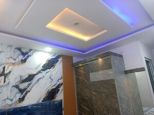 Furnished Amenities in 3 BHK Builder Floor at Baba Colony – for Sale