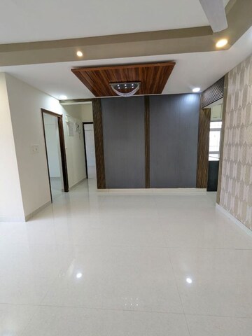 Room in 2 BHK Apartment at Royal Oasis, Malad West – for Sale