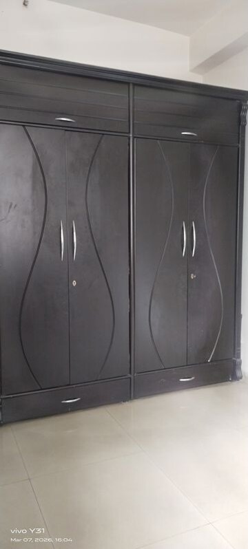 Furnished Amenities in 2.5 BHK Apartment at Mahagun Mywoods, Sector 16c Greater Noida – for Sale