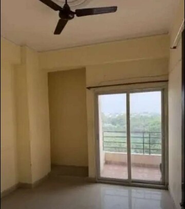 Room in 2 BHK Apartment at Chinhat – for Rent