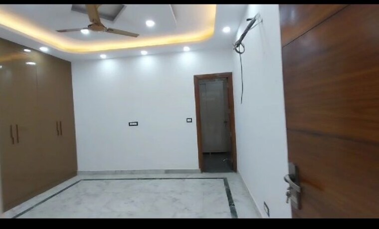 Room, kalkaji 3 Bedroom 175 Sq.Yd. Builder Floor In Kalkaji Delhi 10085783