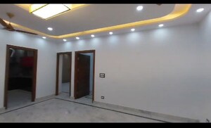 Room in 3 BHK Builder Floor at Kalkaji – for Sale