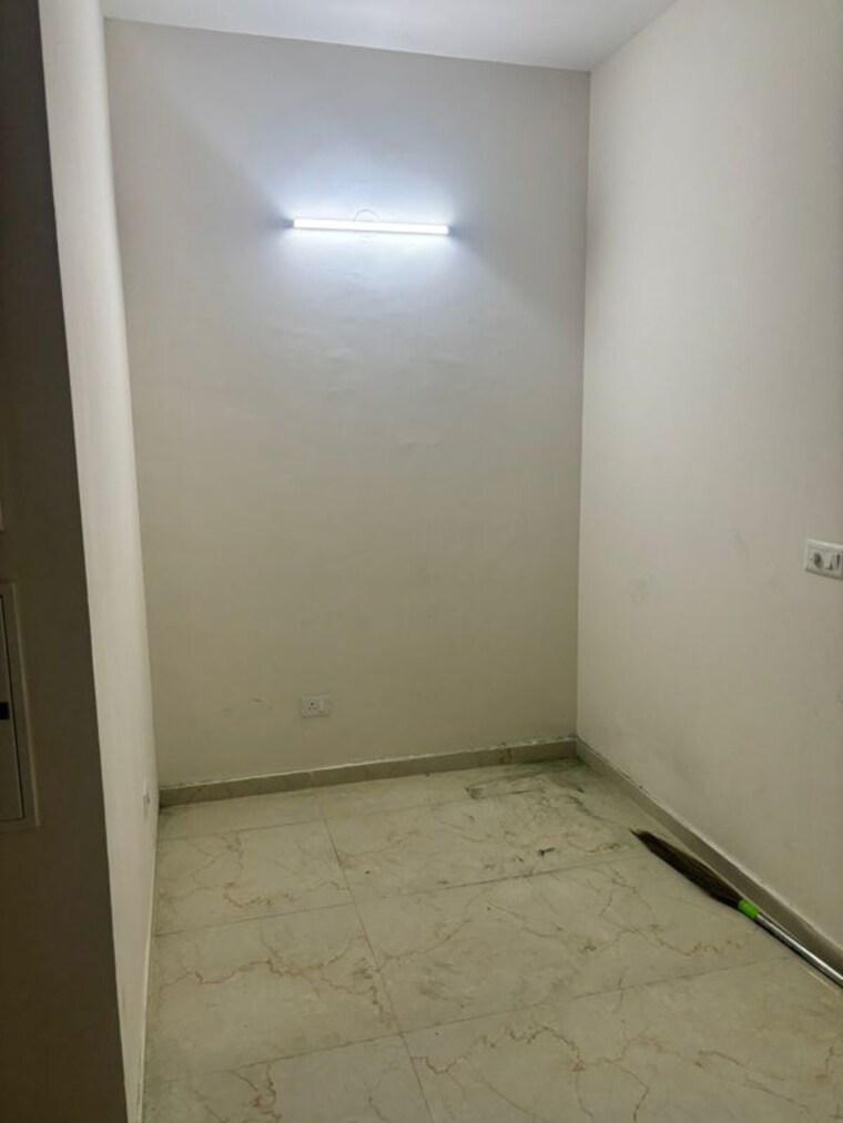 Room, smart-world-gems 2.5 Bedroom 1194 Sq.Ft. Builder Floor In Sector 89 Gurgaon 10085858