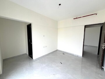 Room in 3 BHK Apartment at Mahant Sahyadree, Goregaon East – for Sale