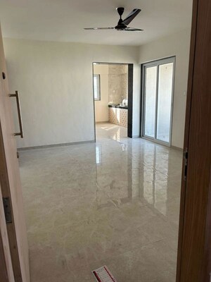 Room in 3 BHK Apartment at Padmalaya Pearl, Baner – for Rent