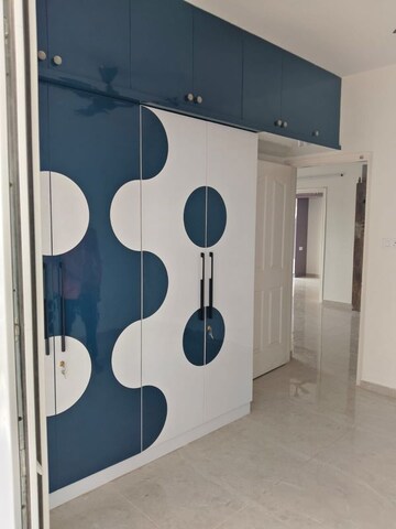 Room in 3 BHK Apartment at Lakshmipura – for Rent