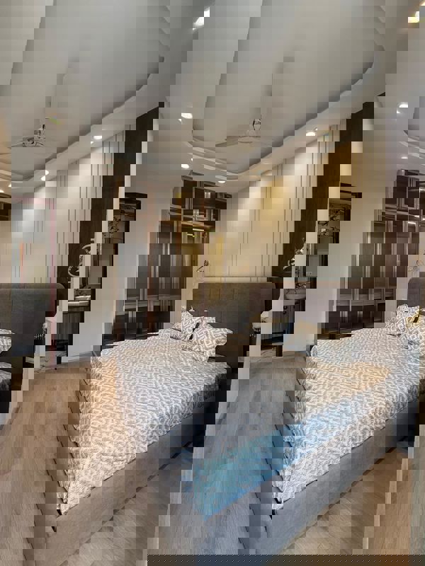 3 BHK + Extra Room 1550 Sq.Ft. Builder Floor in Breez Flora Avenue 33