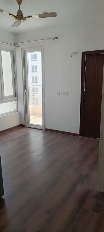 3 BHK Apartment For Rent in Adani Samsara Vilasa, Sector 63