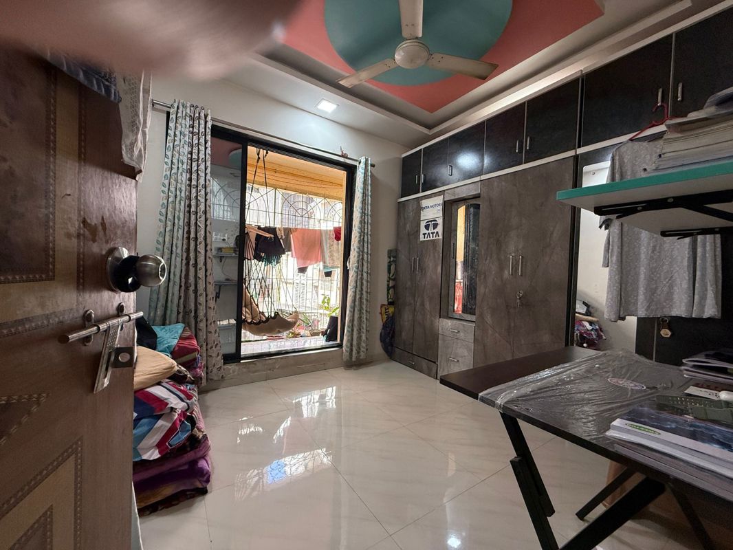 1 BHK + Extra Room Apartment For Rent in Neelkanth Vishwa