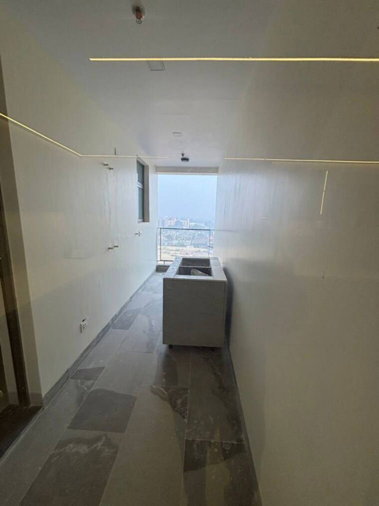 Kitchen, ansal-celebrity-meadows 3.5 Bedroom 2015 Sq.Ft. Apartment In Sushant Golf City Lucknow 10086147