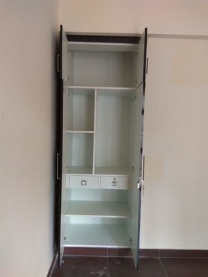 Furnished Amenities in 2 BHK Apartment at AIG Park Avenue, Sector 4 Greater Noida – for Rent