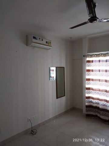 Room in 1 BHK Apartment at Paranjape Blue Ridge, Hinjewadi – for Rent