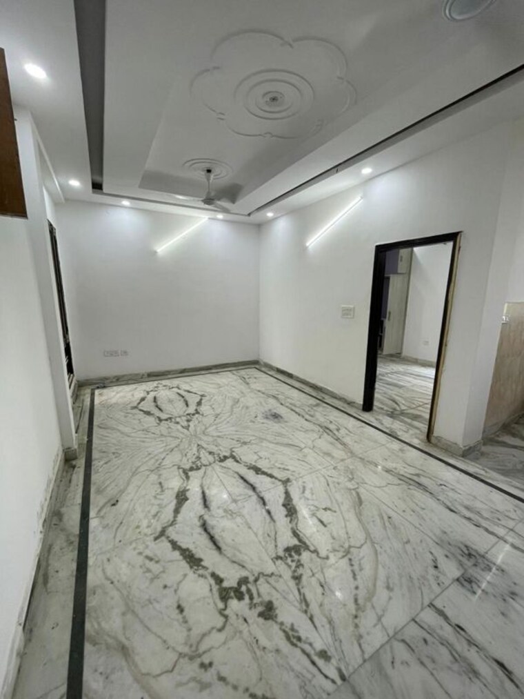 Room, green fields colony 3 Bedroom 1450 Sq.Ft. Builder Floor In Green Fields Colony Faridabad 10086298