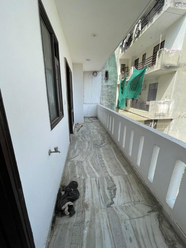 Balcony, green fields colony 3 Bedroom 1450 Sq.Ft. Builder Floor In Green Fields Colony Faridabad 10086298