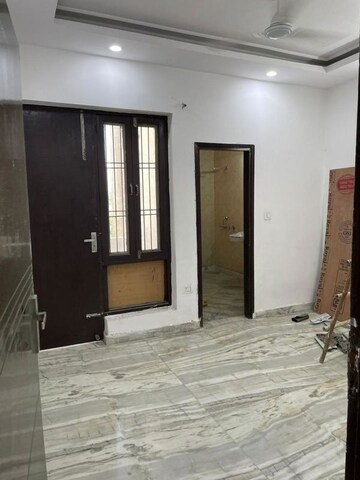 3 BHK Builder Floor For Rent in Green Fields Colony