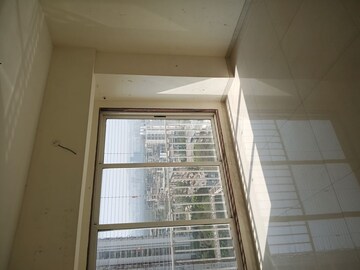 Room in 2 BHK Apartment at JP Airoli Tower, Airoli Sector 19 – for Rent