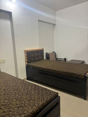 Bedroom in  Pg at Powai – for Rent