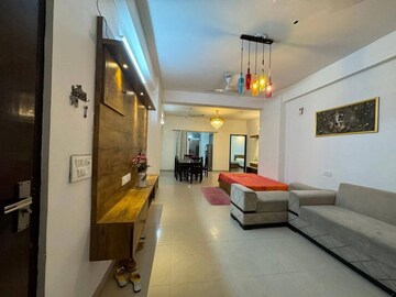 Gym in 2 BHK Apartment at Gaur City 2 - 14th Avenue, Sector 16c Greater Noida – for Rent