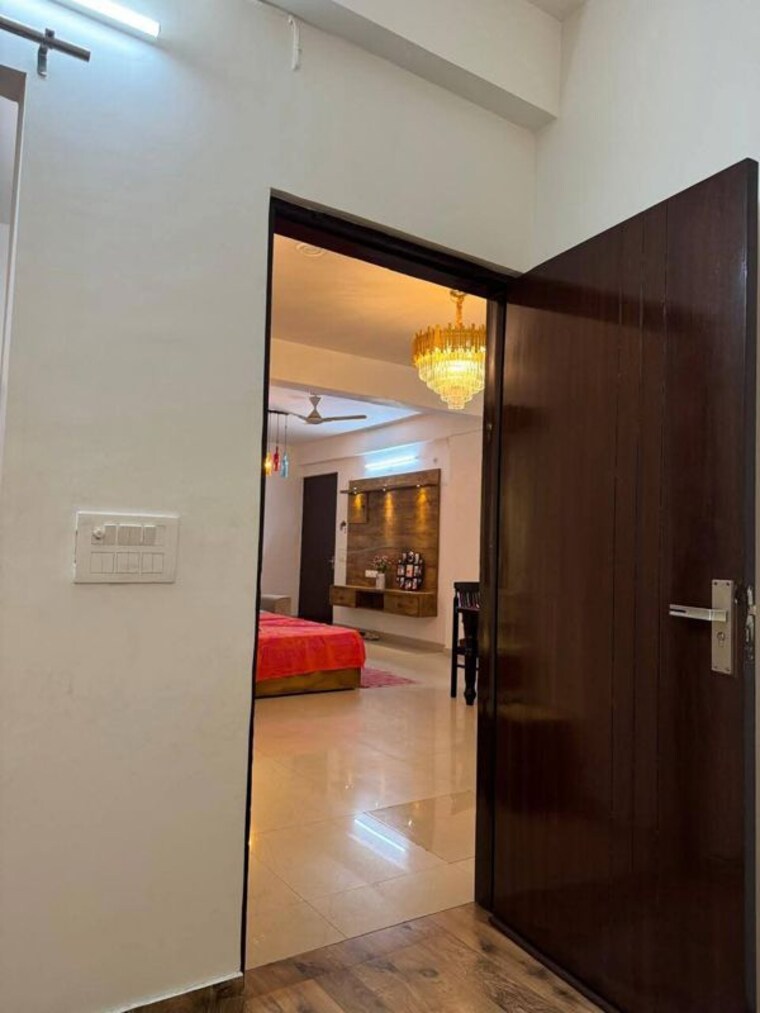 Room, gaur-city-2-14th-avenue 2 Bedroom 985 Sq.Ft. Apartment In Sector 16c Greater Noida Greater Noida 10086401