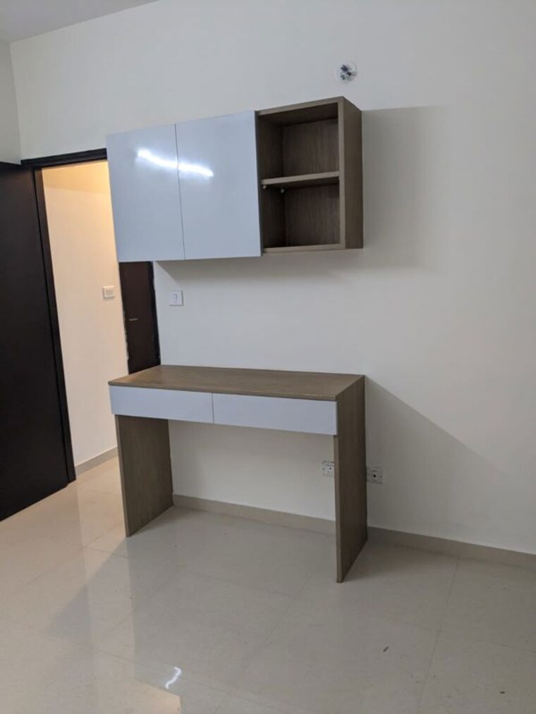 Room, brigade-el-dorado 1.5 Bedroom 650 Sq.Ft. Apartment In Bagaluru Bangalore 10086400