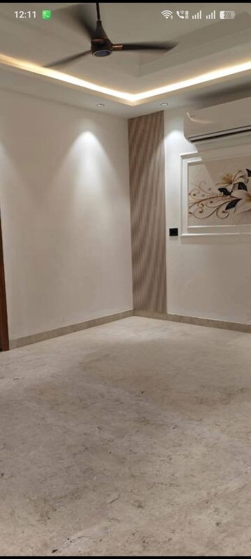 Room in 3 BHK Builder Floor at Nest Floor I, Green Fields Colony – for Sale